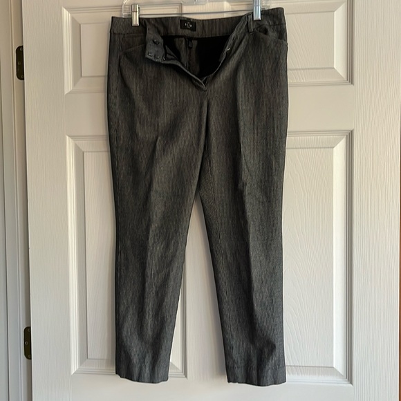 White House Black Market The Slim Ankle Black pattern Dress Pants Size l10 - Picture 1 of 4